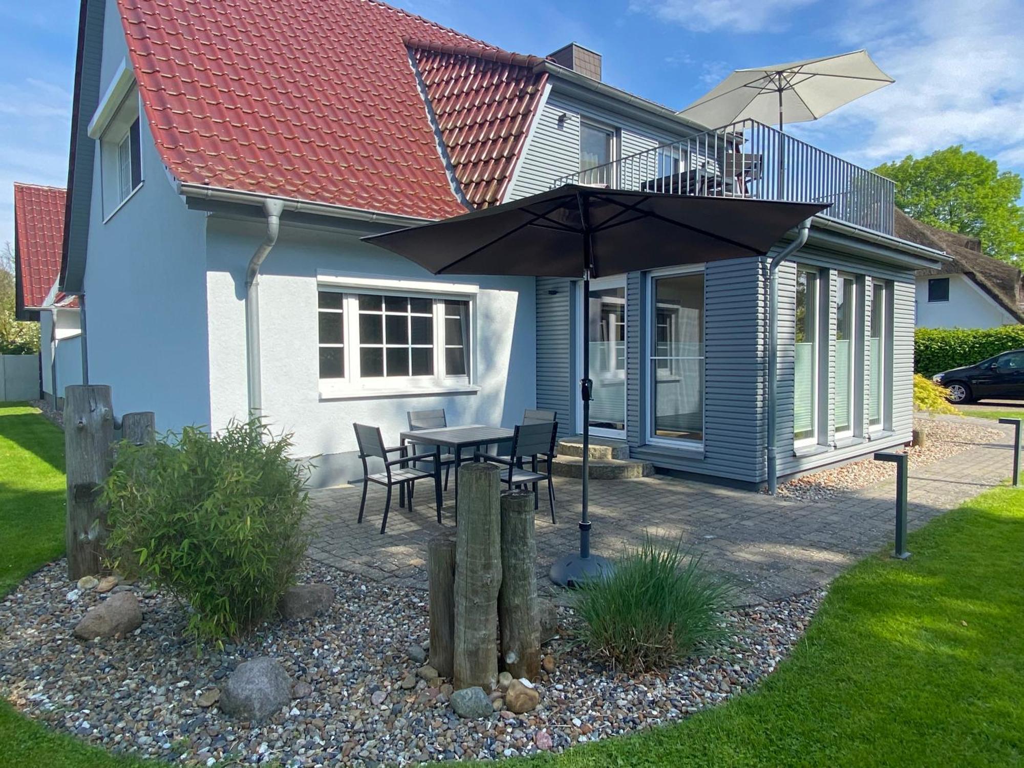 Strandveranda Zingst Exterior photo